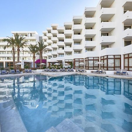 Hotel Tres Torres Santa Eulària des Riu Εξωτερικό φωτογραφία