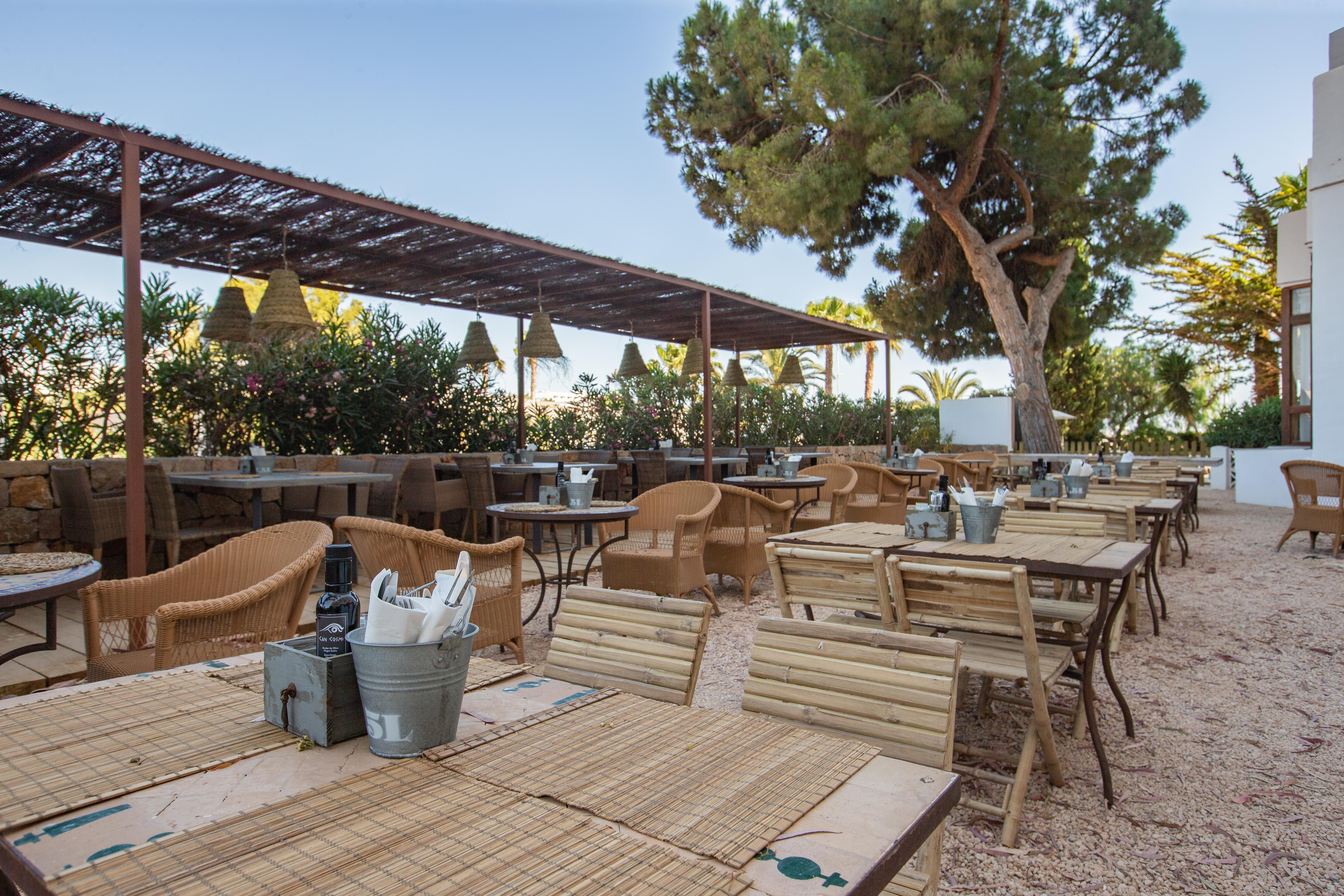 Hotel Tres Torres Santa Eulària des Riu Εξωτερικό φωτογραφία