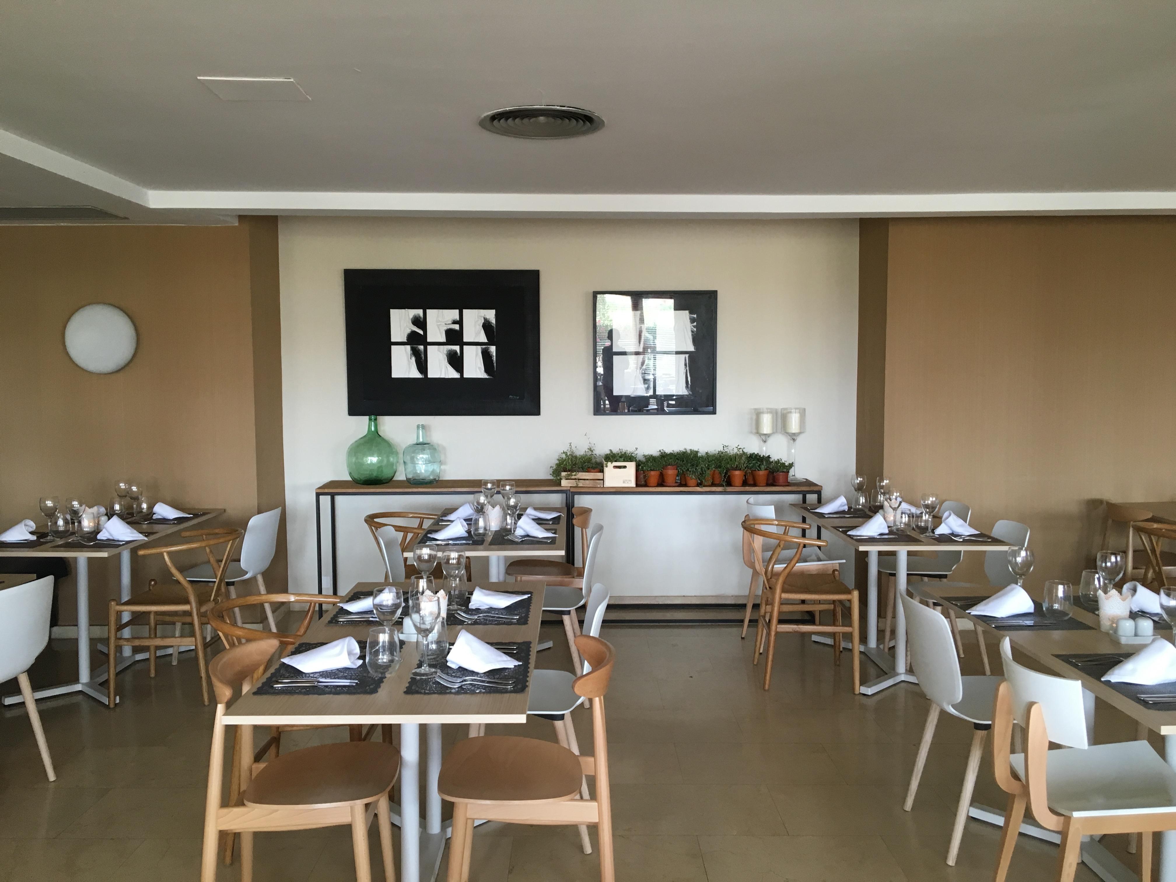 Hotel Tres Torres Santa Eulària des Riu Εξωτερικό φωτογραφία