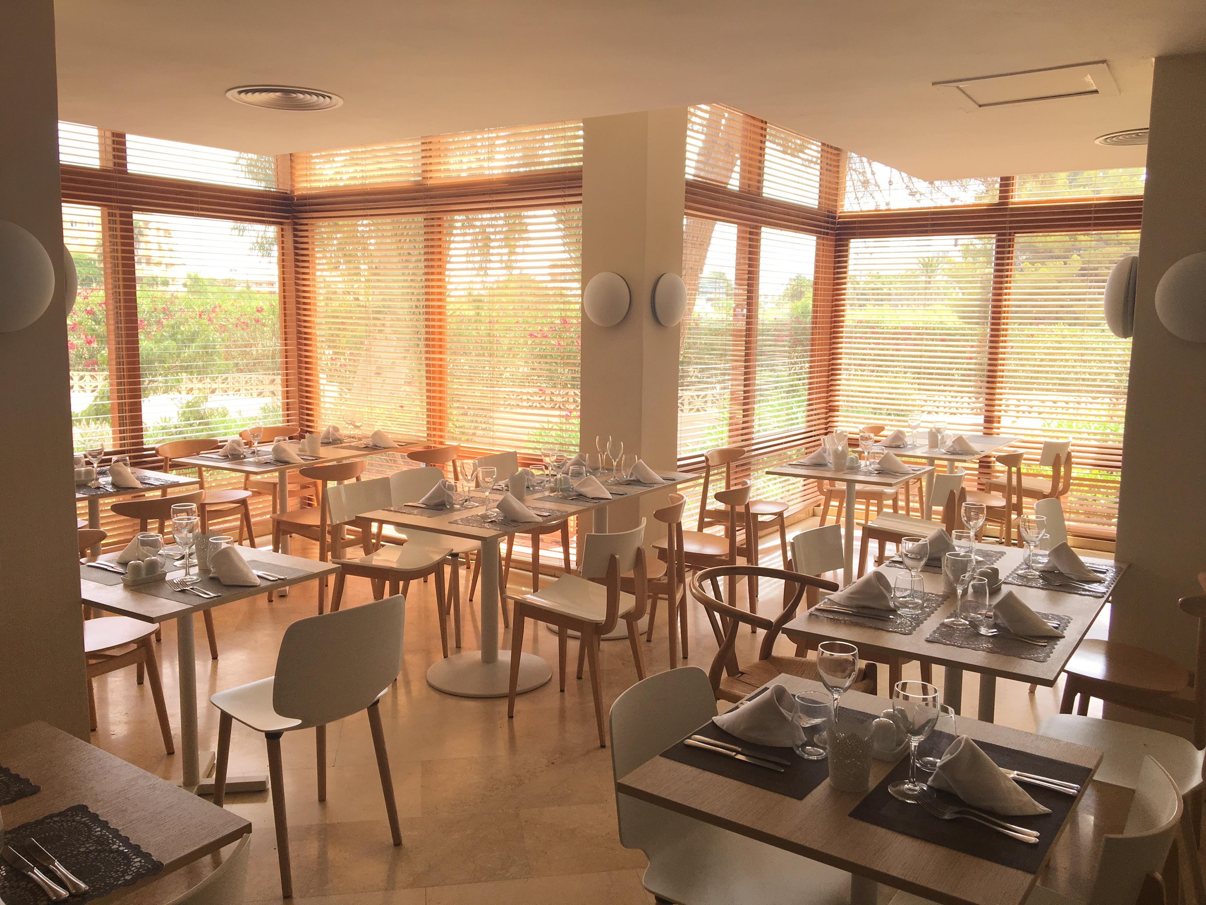 Hotel Tres Torres Santa Eulària des Riu Εξωτερικό φωτογραφία