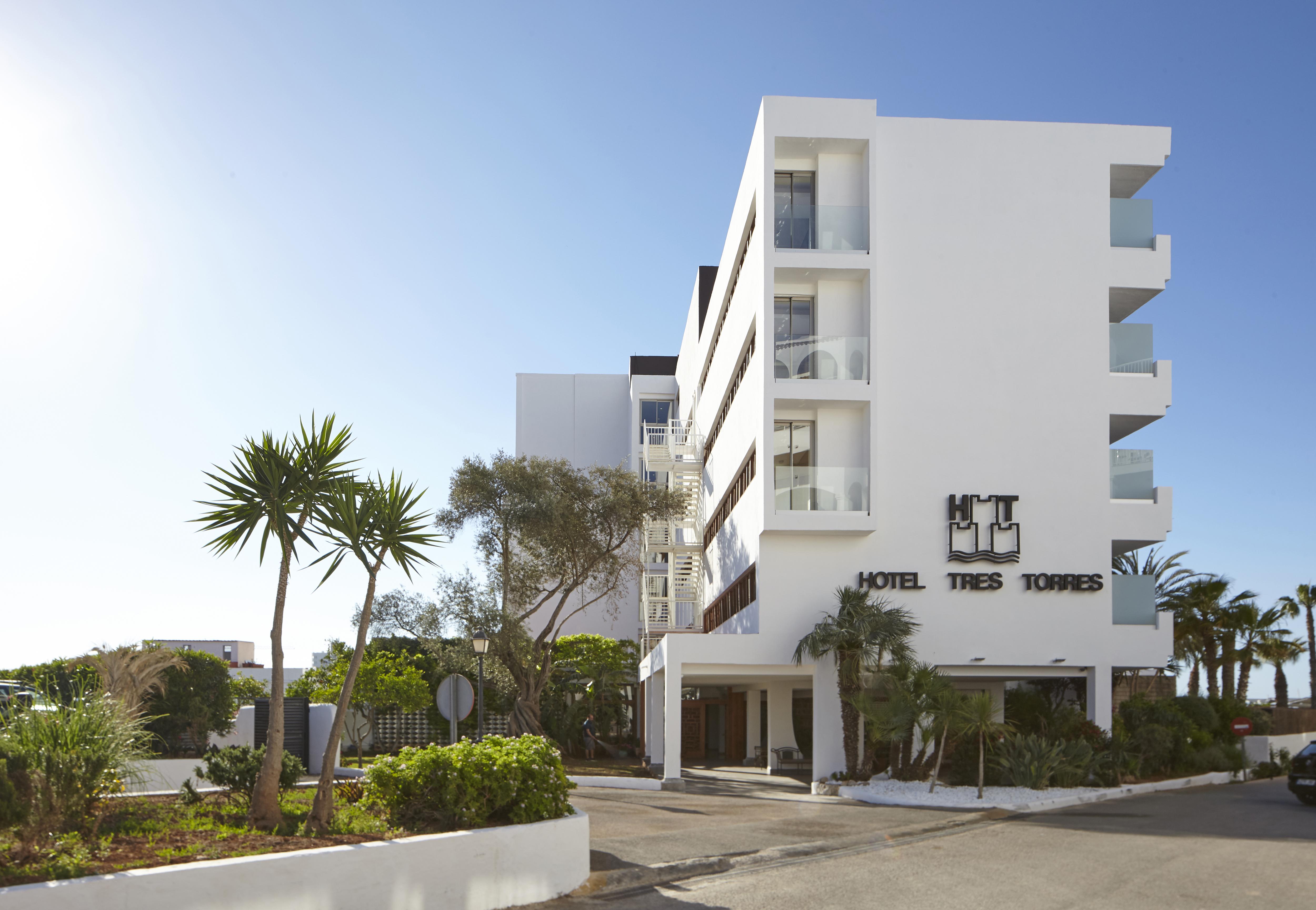 Hotel Tres Torres Santa Eulària des Riu Εξωτερικό φωτογραφία