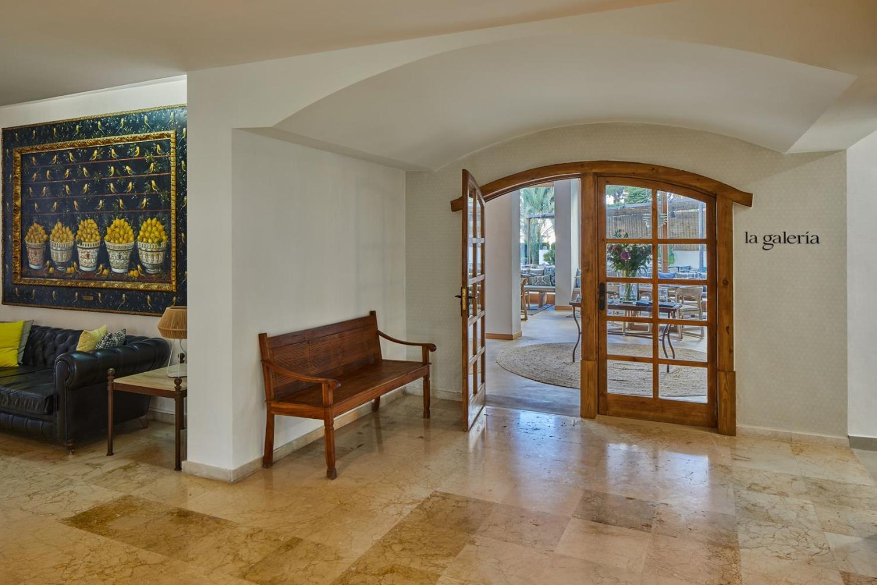 Hotel Tres Torres Santa Eulària des Riu Εξωτερικό φωτογραφία